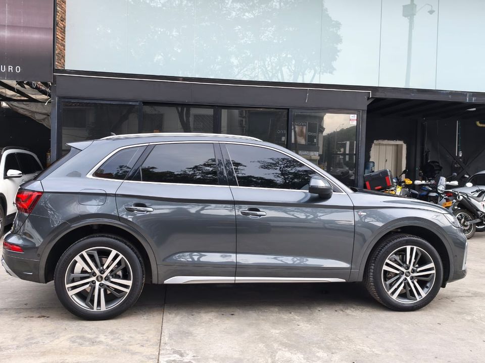 AUDI Q5 45 TFSI MHEV QUATTRO S-LINE TP 2000CC T CT 2024