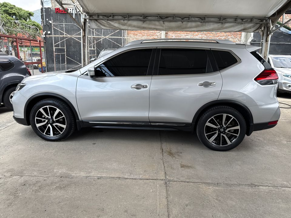 NISSAN X TRAIL EXCLUSIVE TP 2500CC 6AB ABS CT TC 2019