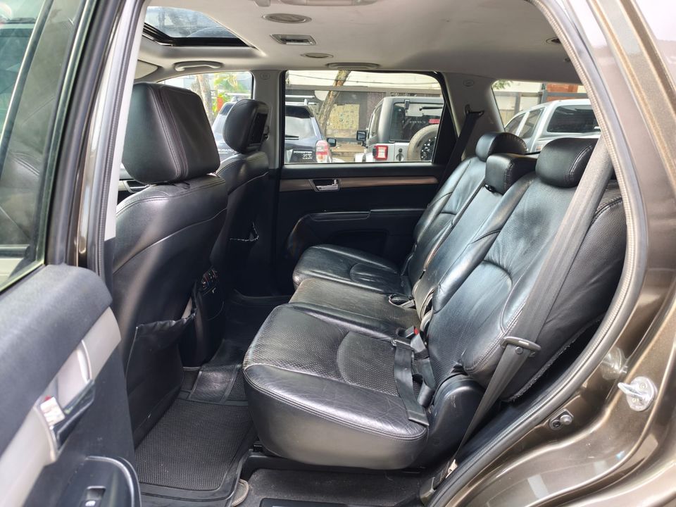 KIA MOHAVE 3.0 AT 3000CC TD VGT R18 2011
