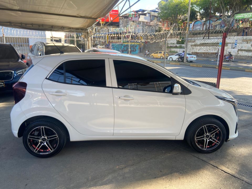 KIA PICANTO ZENITH MT 1250CC 6AB ABS AA R14 2026