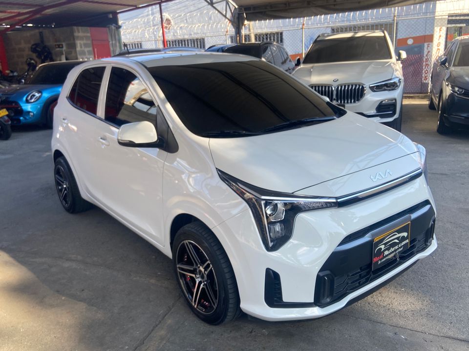 KIA PICANTO ZENITH MT 1250CC 6AB ABS AA R14 2026