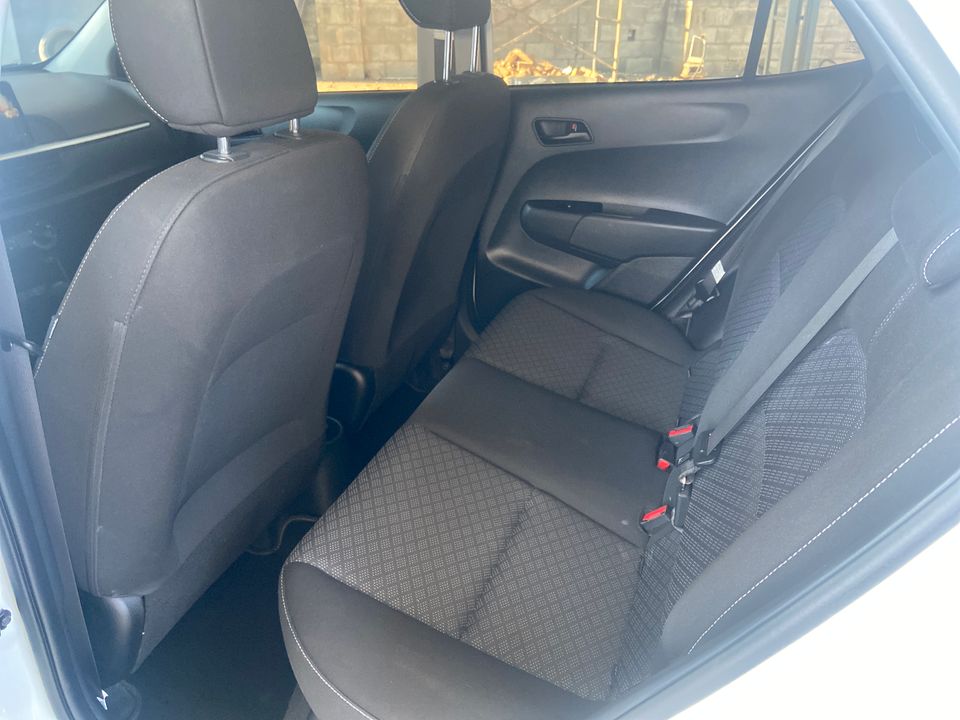 KIA PICANTO ZENITH MT 1250CC 6AB ABS AA R14 2026