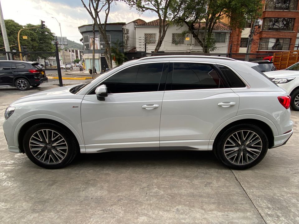 AUDI Q3 40 TFSI PROGRESSIVE TP 2000CC T CT TC 2020