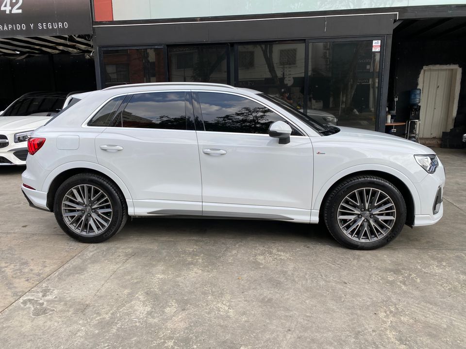 AUDI Q3 40 TFSI PROGRESSIVE TP 2000CC T CT TC 2020