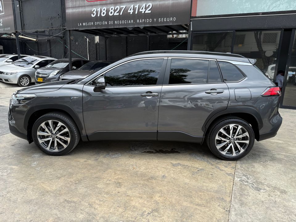 TOYOTA COROLLA CROSS SE-G HYBRID TP 1800CC 7AB 4X2 CT 2025