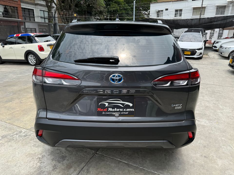 TOYOTA COROLLA CROSS SE-G HYBRID TP 1800CC 7AB 4X2 CT 2025