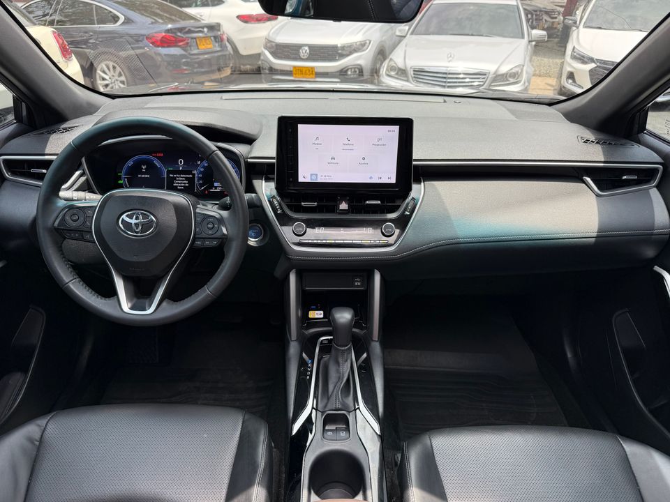 TOYOTA COROLLA CROSS SE-G HYBRID TP 1800CC 7AB 4X2 CT 2025