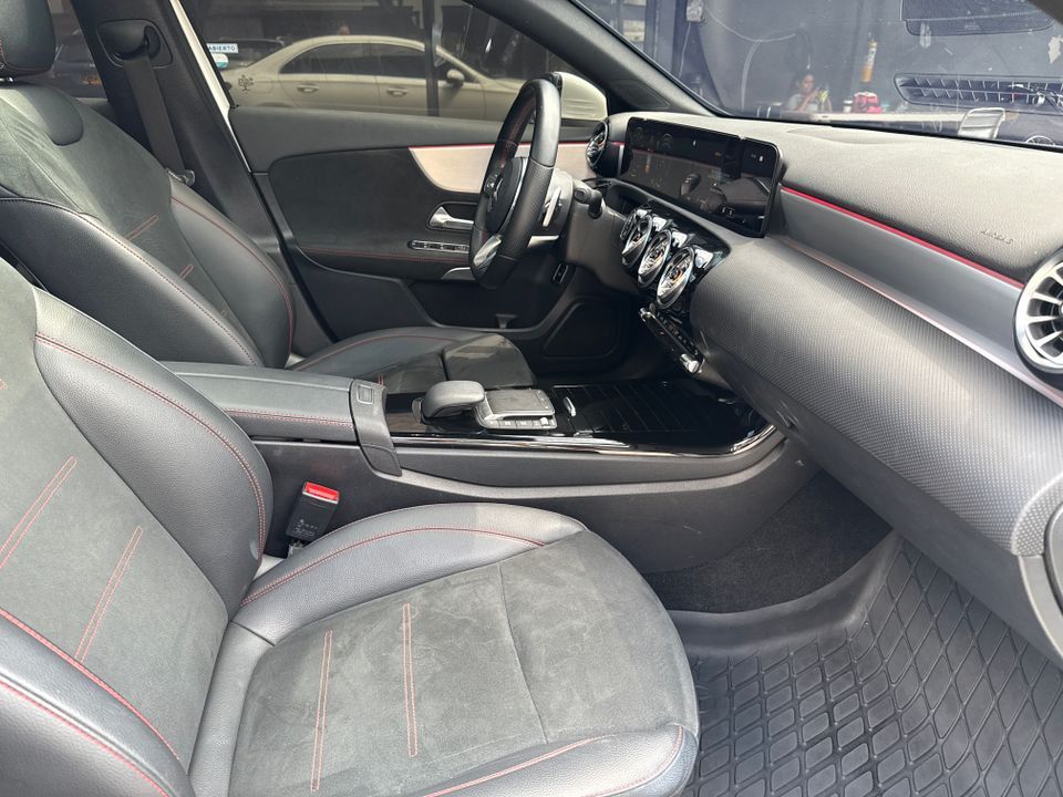 MERCEDES BENZ A 200 AMG LINE TP 1300CC T CT 2023