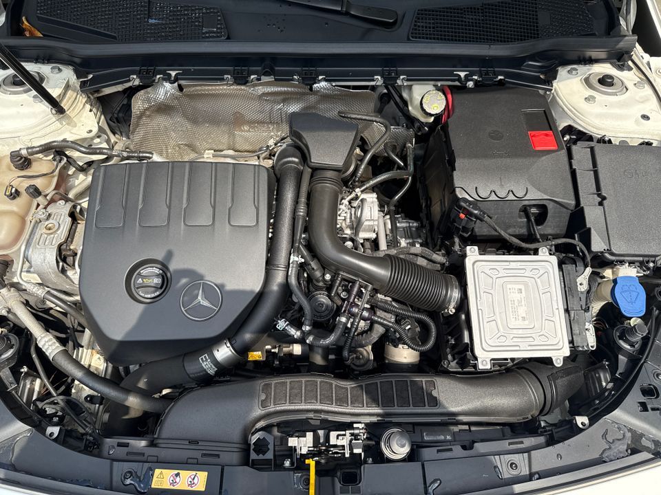 MERCEDES BENZ A 200 AMG LINE TP 1300CC T CT 2023