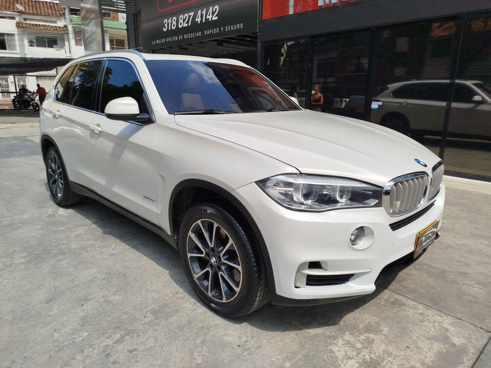 BMW X5 XDRIVE50I TP 4400CC T V8 2016