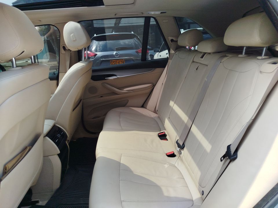 BMW X5 XDRIVE50I TP 4400CC T V8 2016