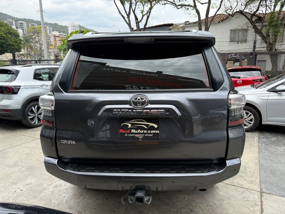 TOYOTA 4RUNNER SR5 TP 4000CC 6AB 2022