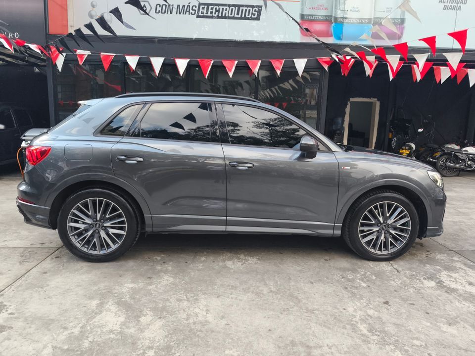 AUDI Q3 40 TFSI PROGRESSIVE TP 2000CC T CT TC 2021