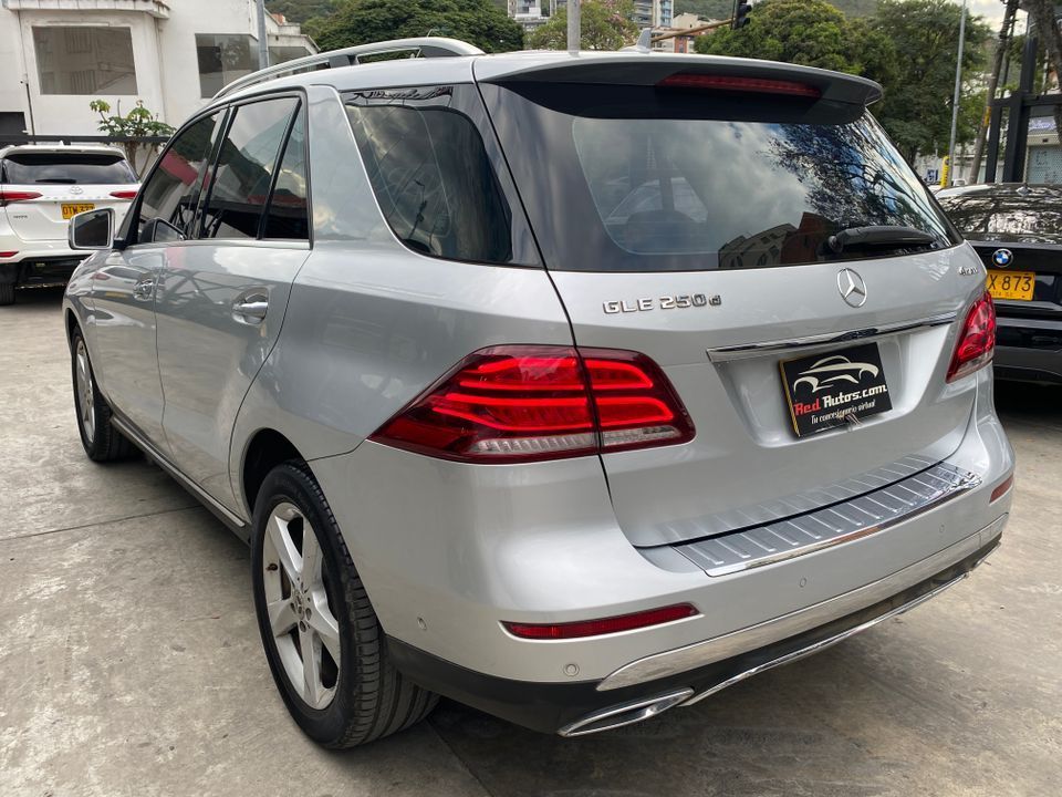 MERCEDES BENZ GLE 250 CDI 4MATIC TP 2200CC TD 2017