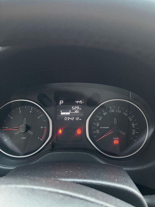 CITROEN C-ELYSEE SHINE TP 1600CC 4AB R16 2024